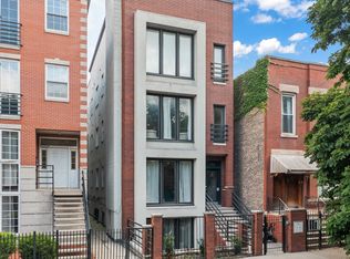 2552 W Walton St APT 2, Chicago, IL 60622