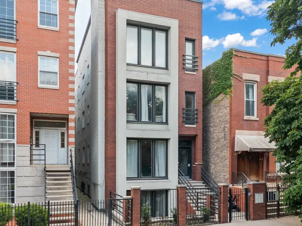 2552 W Walton St APT 2, Chicago, IL 60622