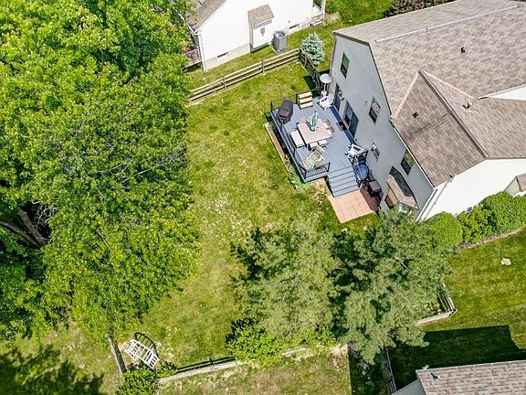 4th image of 1192 E Glen Echo Ln