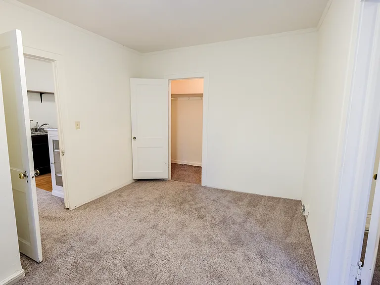 3220 Garfield Avenue — Photo 18