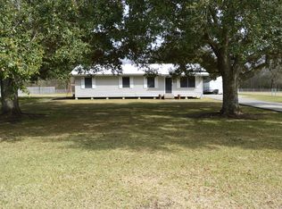 14307 Saint Elmo Rd, Erath, LA 70533