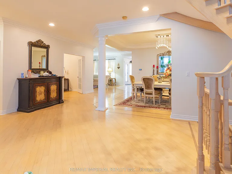 2 Farnham Dr — Photo 10