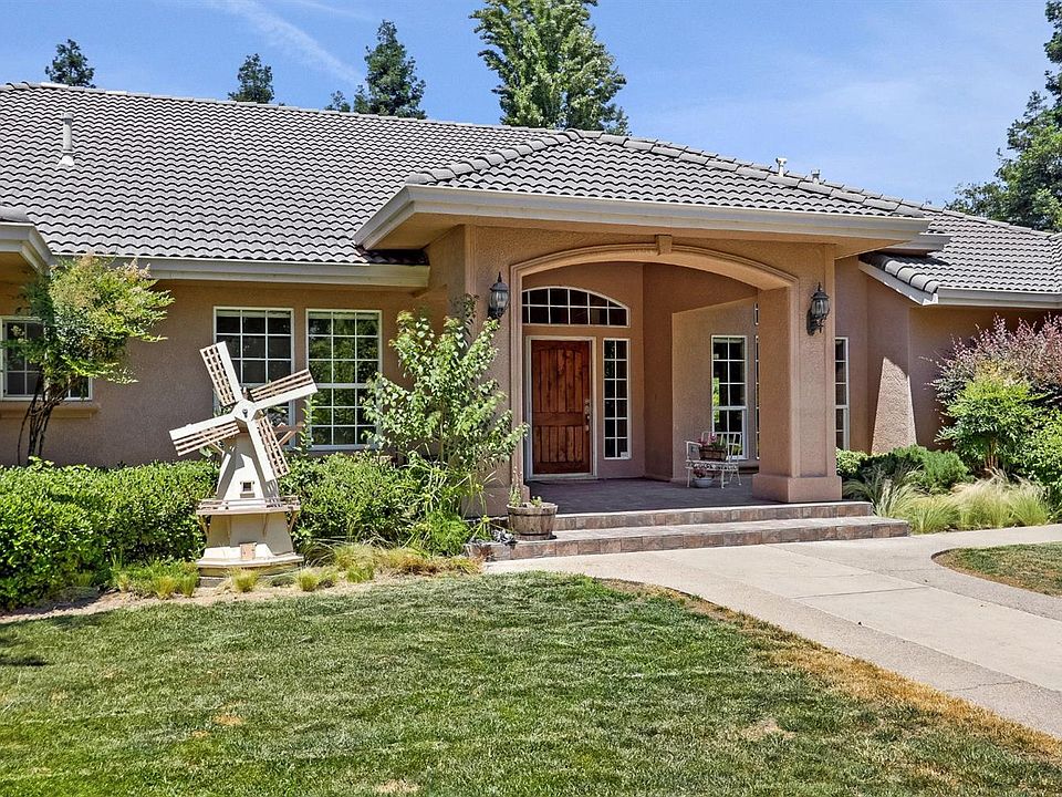 1st image of 12701 Sierra View Dr