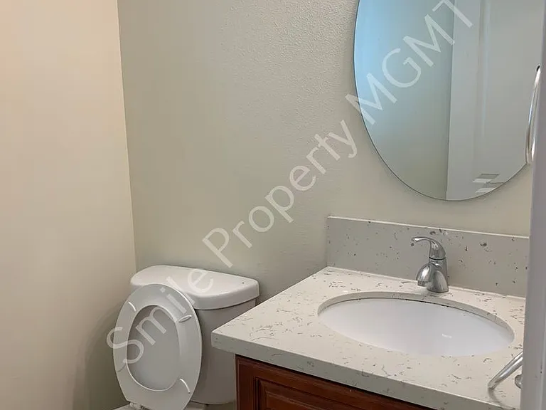 3223 SE 122nd Ave #A-B — Photo 8