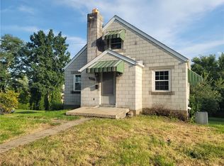 2634 Chambers St, Lower Burrell, PA 15068