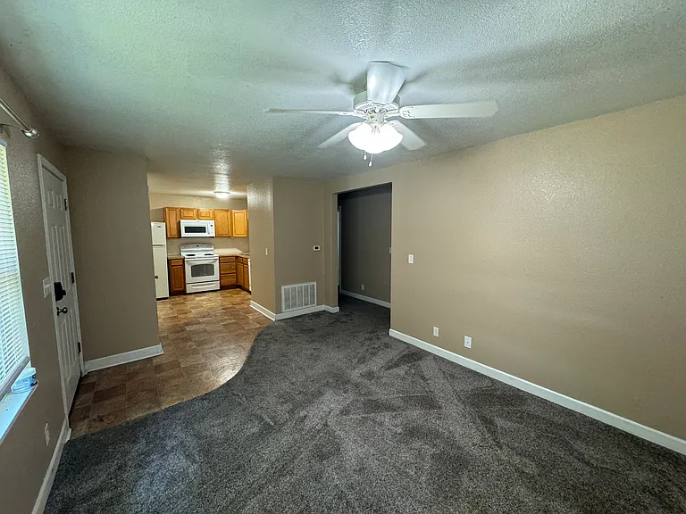 1011 W 24th St #1011 — Photo 54