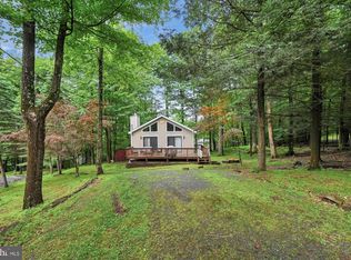 1186 Commanche Cir, Lake Ariel, PA 18436