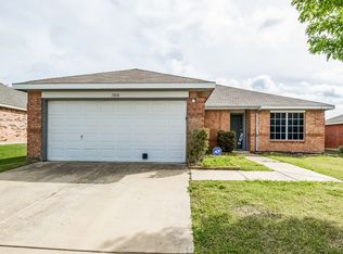 1010 Stockton Dr, Burleson, TX 76028