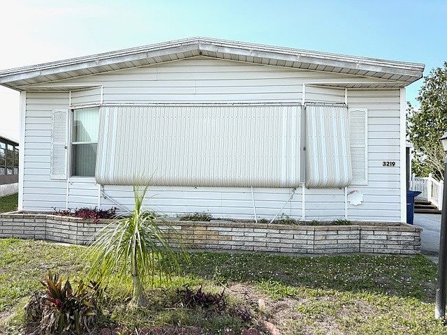 1st image of 3219 Bay Oaks Dr