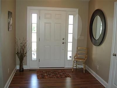 3rd image of 2323 Deer Creek Cir