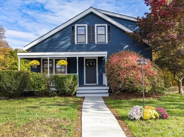 39 Trask St, Beverly, MA 01915