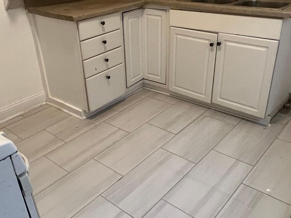 1st image of 180 W Dakota