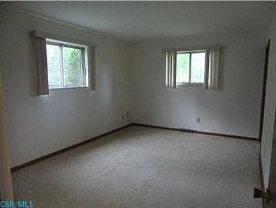 4th image of 4923 Larwell Dr