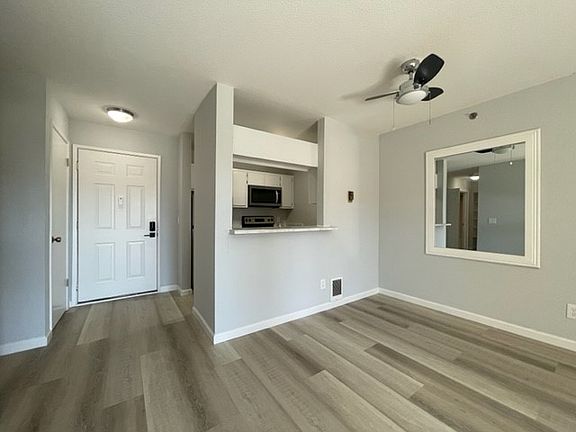 4th image of 687 Royston Ln APT 126