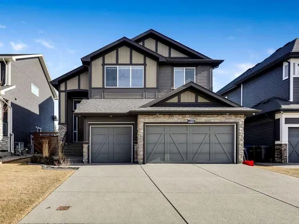 205 W Aspenmere Way, Chestermere, AB T1X 0Y2
