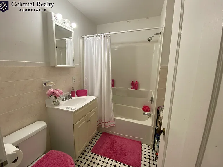 64 Egmont St #6B — Photo 4