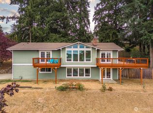 10612 157th Ave NE, Redmond, WA 98052