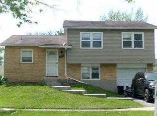 17770 Country Club Ln, Country Club Hills, IL 60478