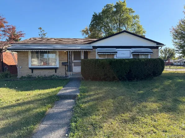 12312 Cabot Dr, Sterling Heights, MI 48312
