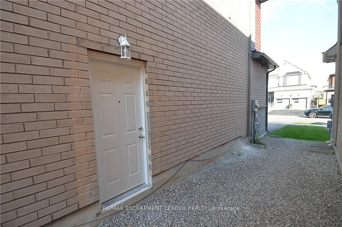 1 bed, $1,750 — Photo 4