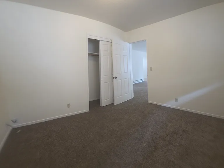 415 S 8th St #1 — Photo 9