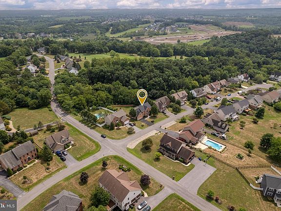 5th image of 7980 Golf Vista Dr