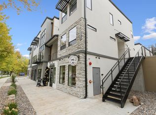 5825 W Hidden Springs Dr #200, Garden City, ID 83714