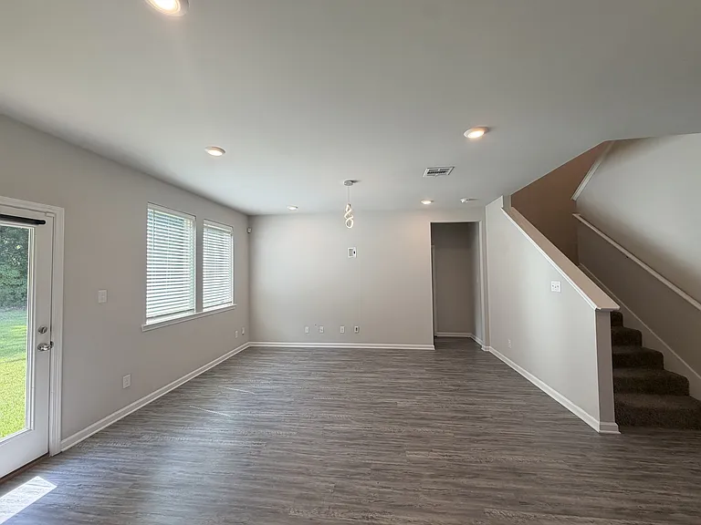18317 Fox Hollow Loop — Photo 6