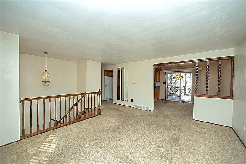 538 Springwood Dr, Verona, PA 15147 Zillow