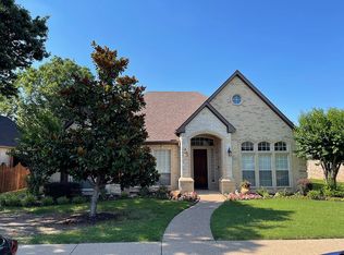 932 Falcon Ln, Coppell, TX 75019