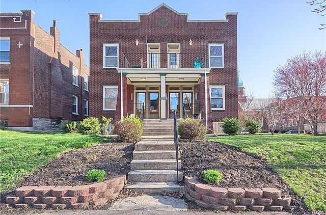1st image of 2101-2103 Allen Ave #A