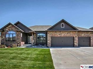 12099 S 79th St, Papillion, NE 68046
