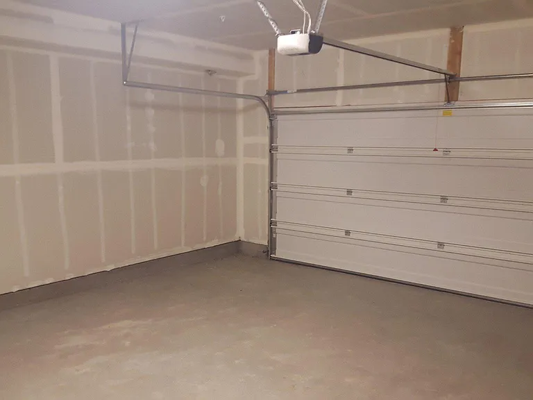 2256 W Cantara Dr — Photo 20