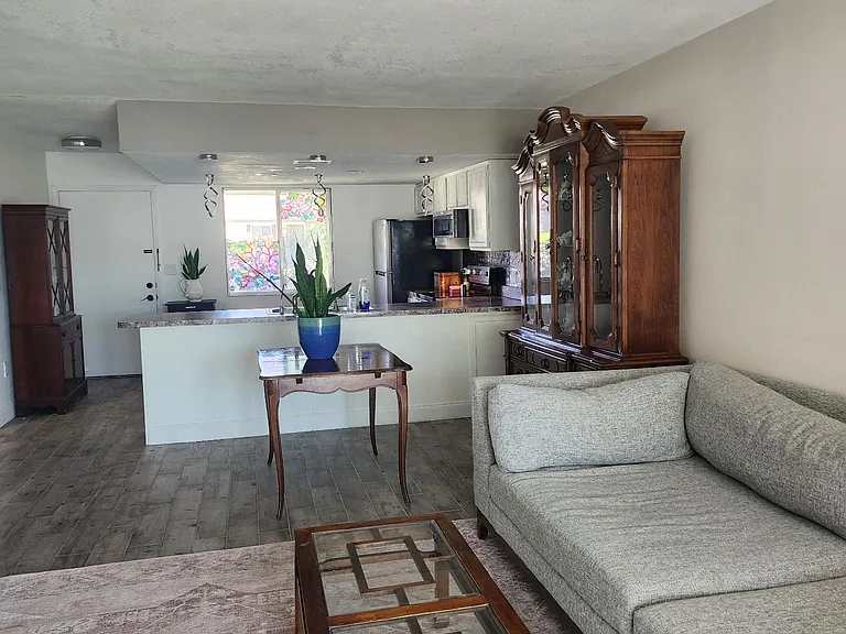 2263 Bancroft Cir N #B — Photo 3