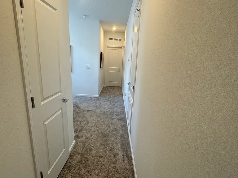 750 Honeyrock St — Photo 15