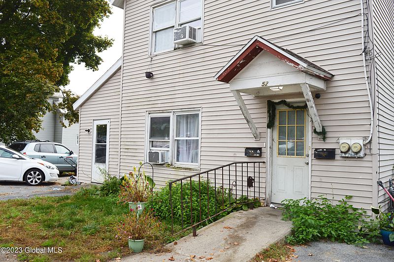 2nd image of 52 Mohican Street