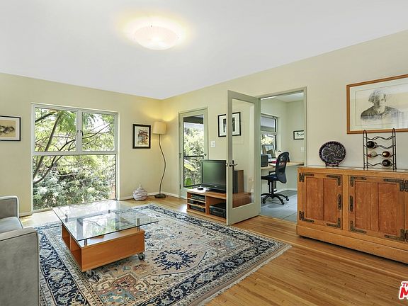 3rd image of 1013 Olancha Dr