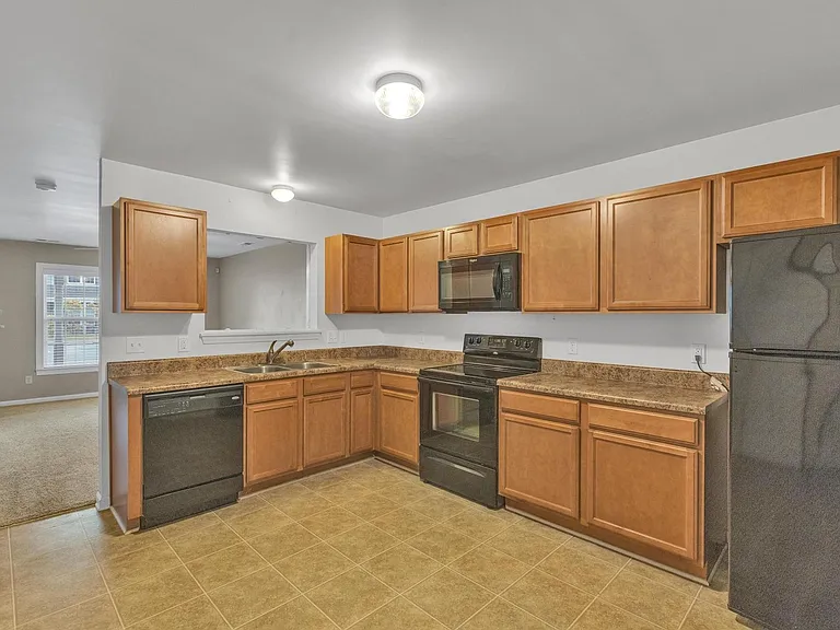 310 Caldwell Loop — Photo 3