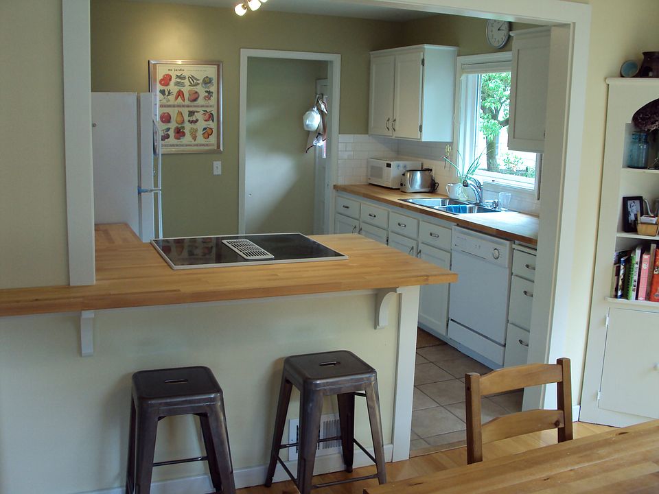 2nd image of 1333 22nd Ave
