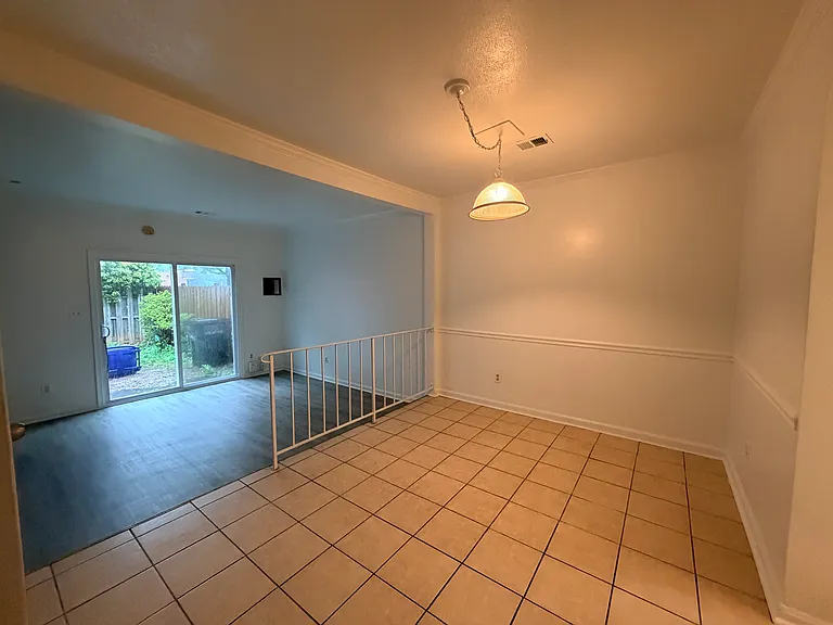 8642 Sumter Ct — Photo 8
