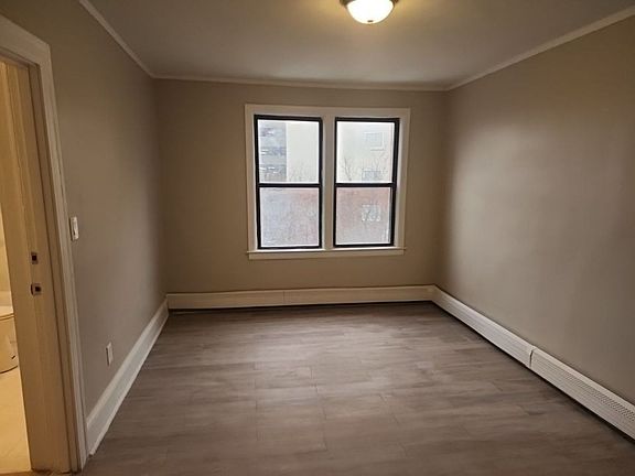 3rd image of 222-224 Maple Ave #1S