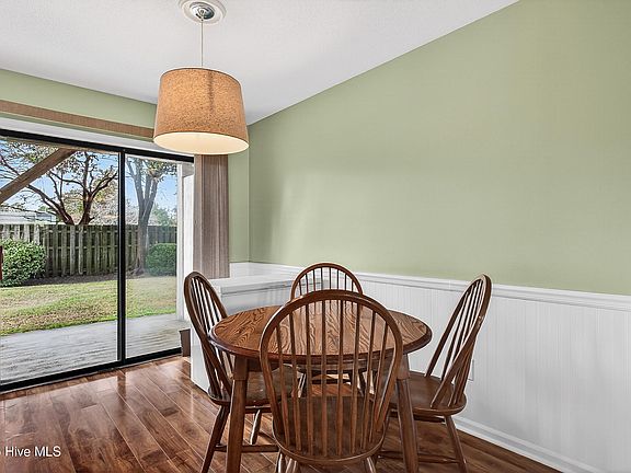 5th image of 4177 Spirea Drive