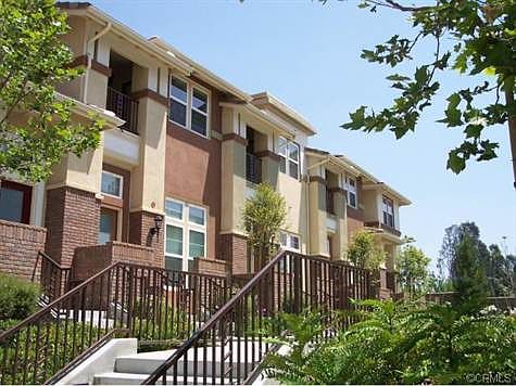 1st image of 754 W 1st St #64