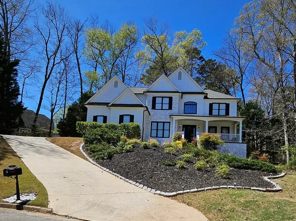 997 Summer Forest Dr, Suwanee, GA 30024