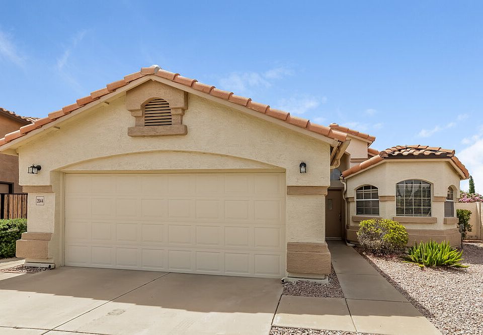 1st image of 2044 S Avoca Cir