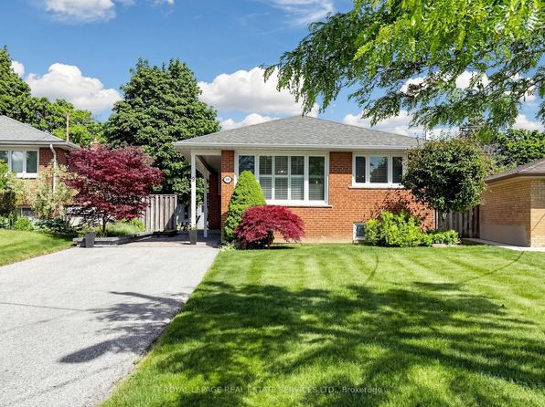 9 Coral Cove Cres, Toronto, ON M3A 1G7