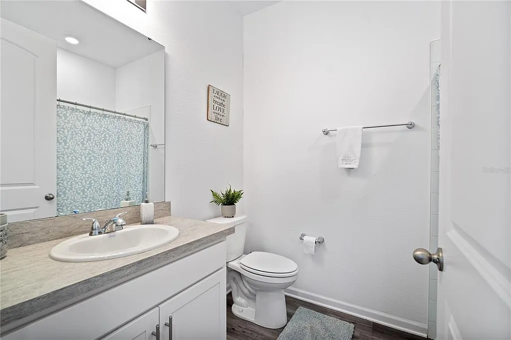 4 bed, 3.0 bath, 2583 sqft, $2,900 — Photo 3