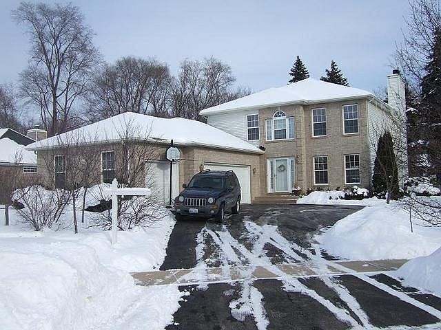 1st image of 618 Evergreen Dr