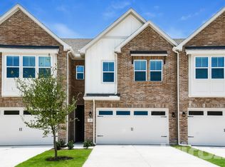 5476 Sandstone Dr, Garland, TX 75043
