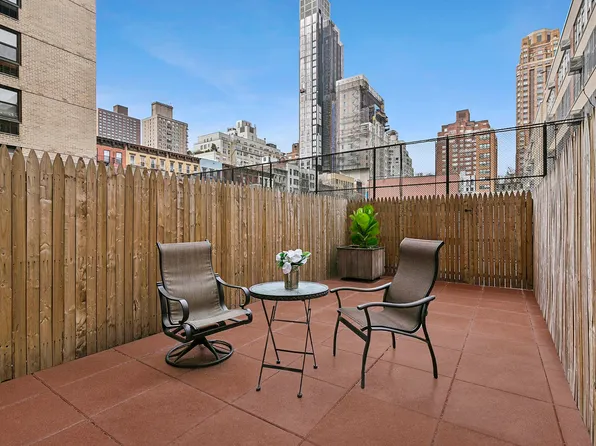 240 East 76th Street image 1 of 5